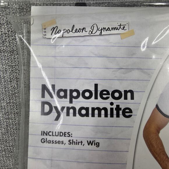 SPIRIT ADULT NAPOLEON DYNAMITE COSTUME SIZE SMALL – T-SHIRT, WIG & GLASSES - Picture 7 of 10